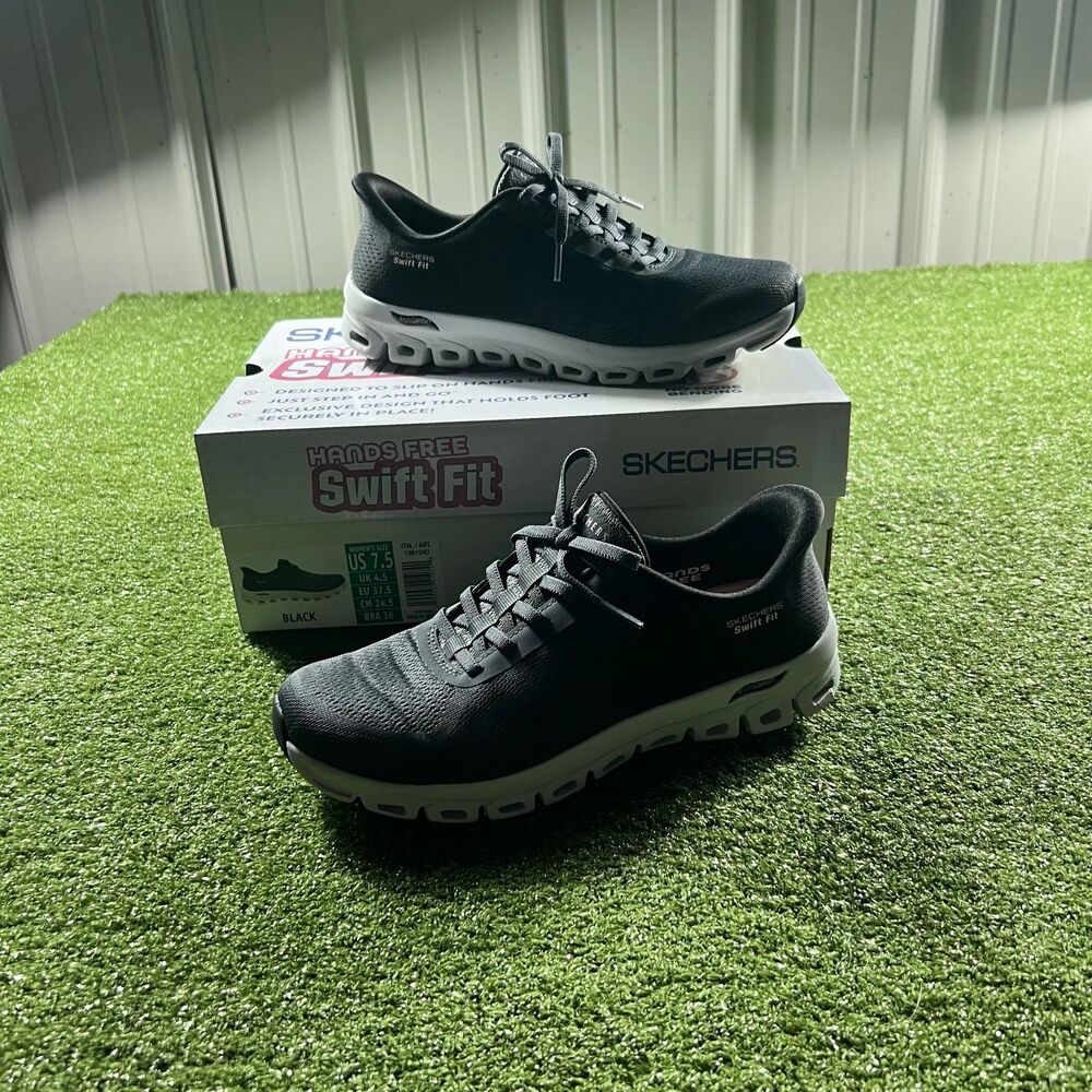 Skechers Slip-ins Swift Fit Women's 7.5 Black Hands Free Arch Comfort NIB